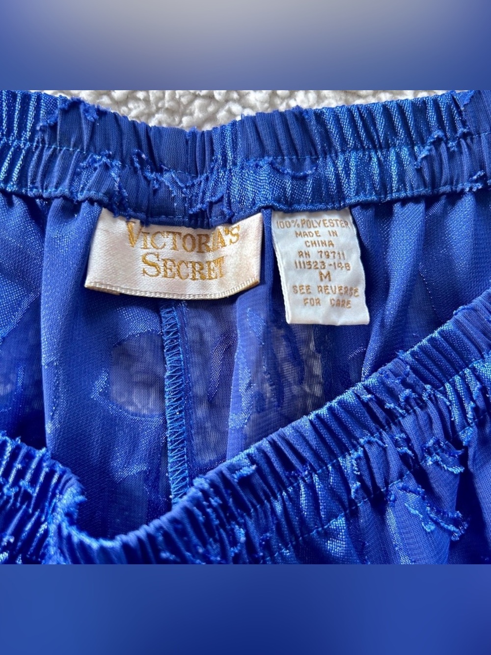 Victoria’s Secret Gold Label Vintage Set Blue Floral Burnout Button Up Vest - Picture 7 of 7
